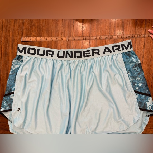 3X Shorts 🩵 - Picture 3 of 4